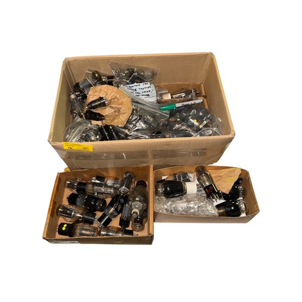 Group of assorted loose vacuum tubes