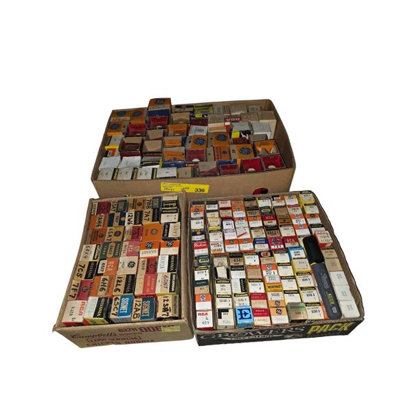 Large Collection Vintage Vacuum Tubes Original Boxes Sylvania GE RCA Signet Westinghouse