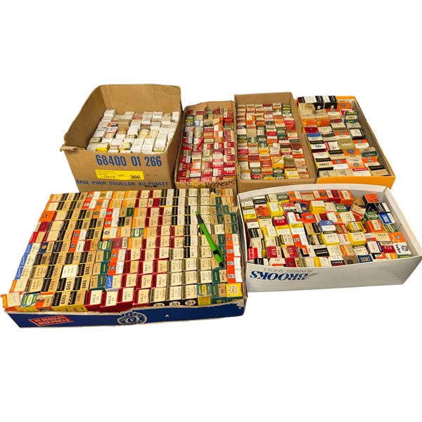 Massive Collection Vintage Radio & TV Electronic Vacuum Tubes - RCA, Sylvania, Zenith, GE