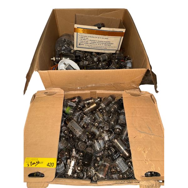Large Group of Assorted Vintage Loose Vacuum Tubes