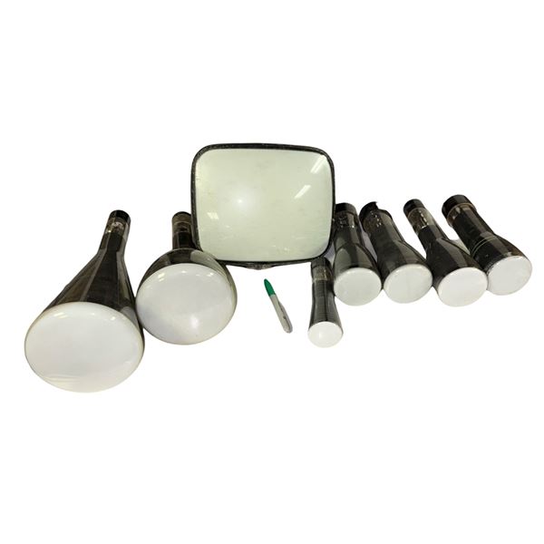 Assorted vintage cathode ray tubes