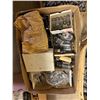 Image 5 : Large group of assorted vintage loose vacuum tubes