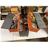 Image 4 : Vintage General Electric Technicians Caddy with assorted vintage vacuum tubes