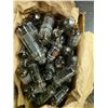 Image 4 : 2 boxes of assorted vintage vacuum tubes