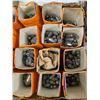 Image 4 : Group of assorted vintage vacuum tubes