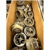 Image 3 : Group of assorted tube sockets