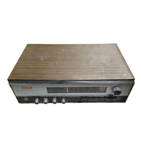 Vintage Solid State AM/FM Stereo Receiver - RCA