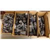 Image 2 : Large group of assorted loose vintage vacuum tubes