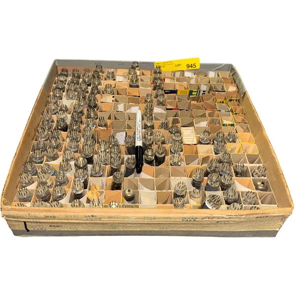 Tray of assorted vintage loose vacuum tubes