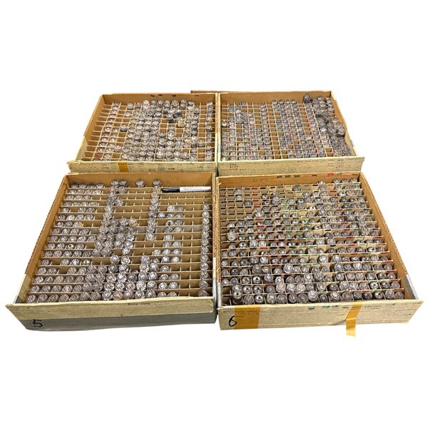 4 trays of assorted vintage vacuum tubes loose