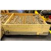 Image 3 : 4 trays of assorted vintage vacuum tubes loose