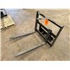Image 2 : (10714832) 2022 Toro Model 22586 Dingo Pallet Forks - Unused