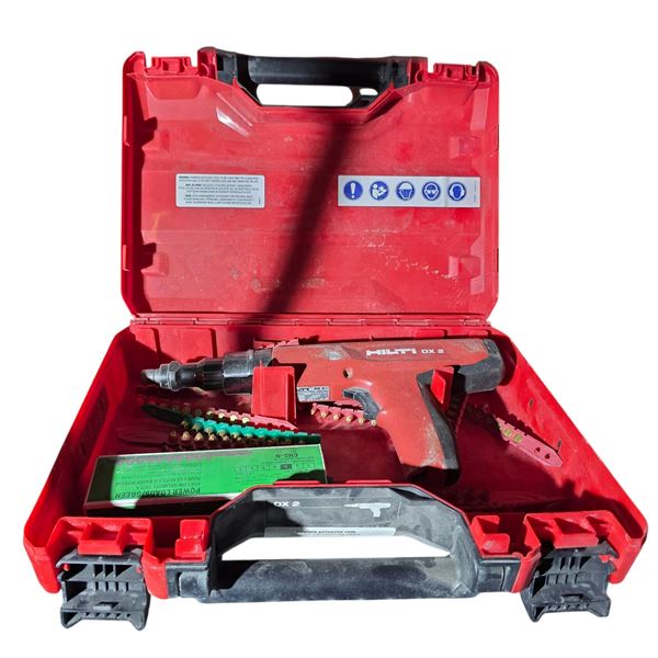 Hilti DX 2 Powder-Actuated Fastening Tool w/Parts & Tool Case