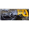 Image 4 : Lot of 2 DeWalt Reciprocating Saws in Case