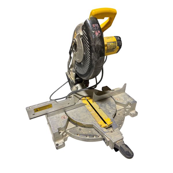 DeWalt Compound Miter Saw with Base
