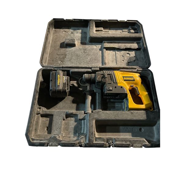 DeWalt Rotary Hammer Drill w/ Case & Battery