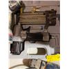 Image 2 : Pneumatic Brad Nailer & Micro Pinner Set w/ Case