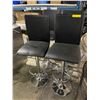 Image 2 : 4-Pcs Black Faux Leather Swivel Bar Stools (some wear)