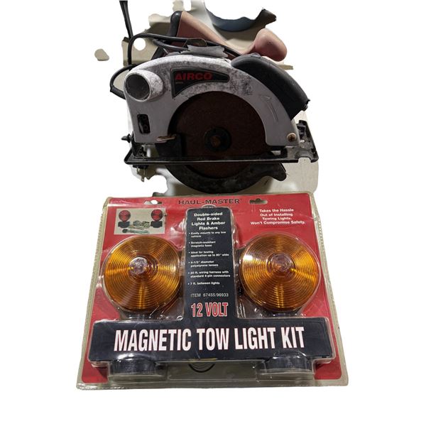 Group of Haul-Master Double sided Brake Lights & Airco Circular saw Model no: APT675