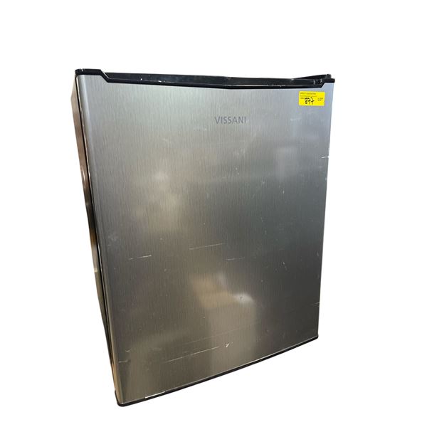 Vissani Mini Refrigerator (Model VSR27MS1E01)