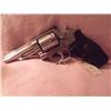 Image 1 : Smith and Wesson Hand Gun