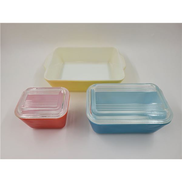 3 VTG Pyrex Refrigerator Dishes