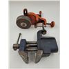 Image 2 : Heavy-Duty Vise & Hand-Operated Grinder