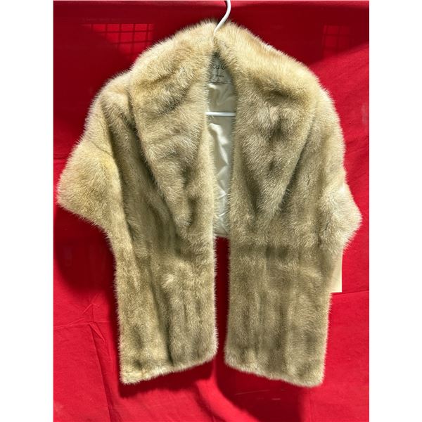 VTG Eaton's Fur Shawl