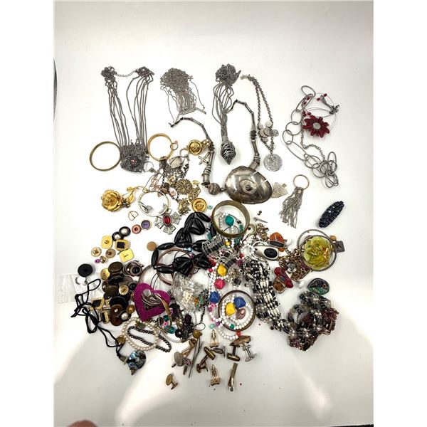 Lot of Assorted VTG Jewelry
