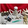 Image 2 : Skeleton Decor Lot