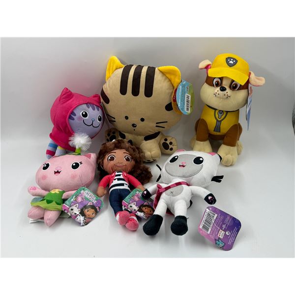 Lot of Assorted Plush Toys (Gabby's Dollhouse, Paw Patrol, etc.)