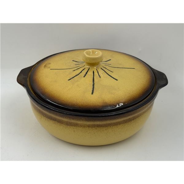 VTG Stoneware Casserole Dish w/ Lid