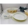 Image 6 : Vintage Pyrex / Glass Bakeware Lot