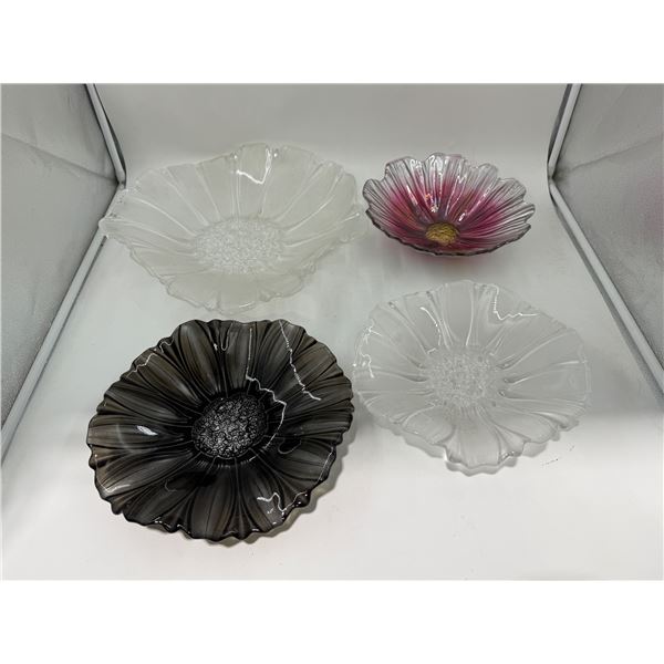 VTG Decorative Art Glass Flower Bowls (4pcs)