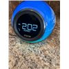Image 2 : iHome alarm clock