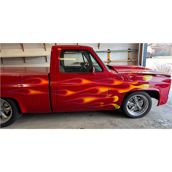 1986 Chevrolet C-10 Custom Pick-up