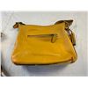 Image 2 : 1 yellow Coach purse 1 Louenhide bag