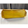 Image 4 : 1 yellow Coach purse 1 Louenhide bag