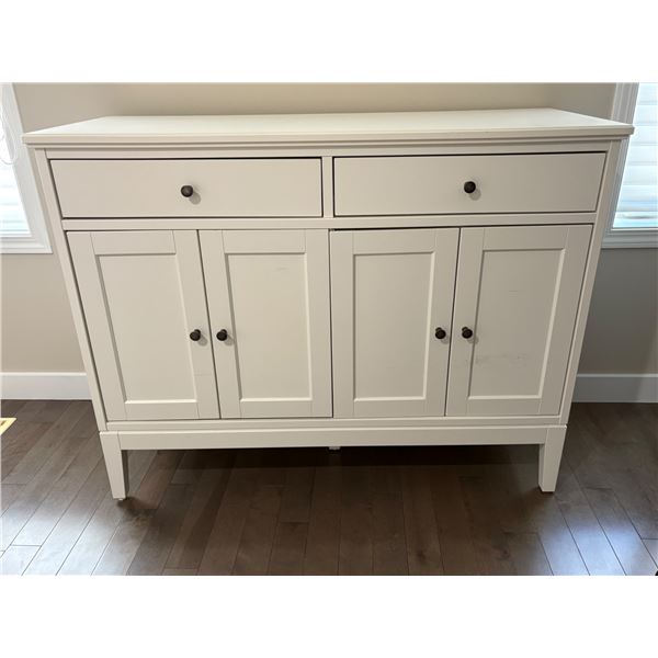 White 2 drawer 2 cabinet dresser