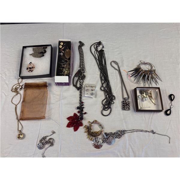 costume jewelry lot