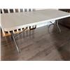 Image 1 : 6' Folding Table