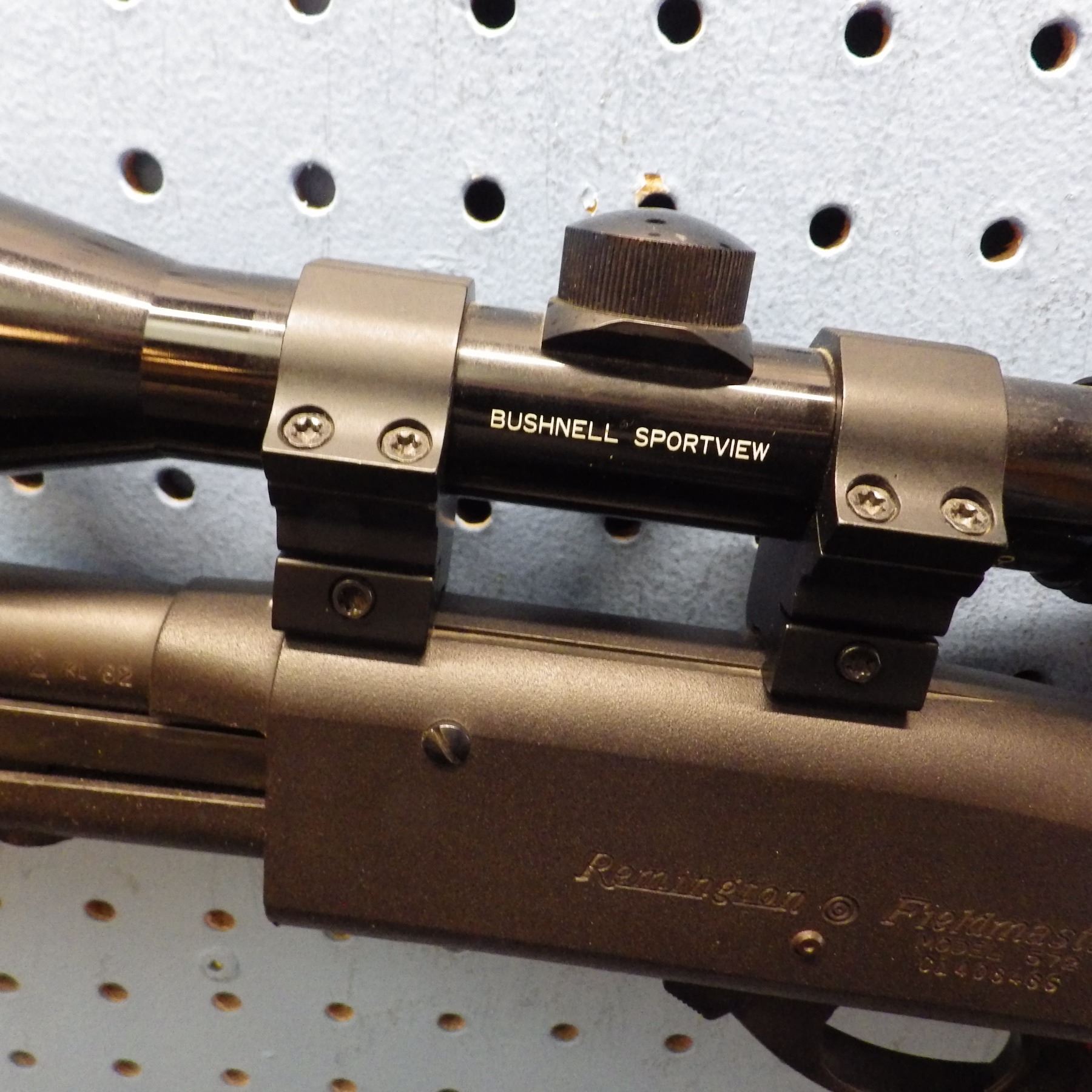 Remington Fieldmaster model 572 , pump action 22 S-L-LR , Bushnell ...