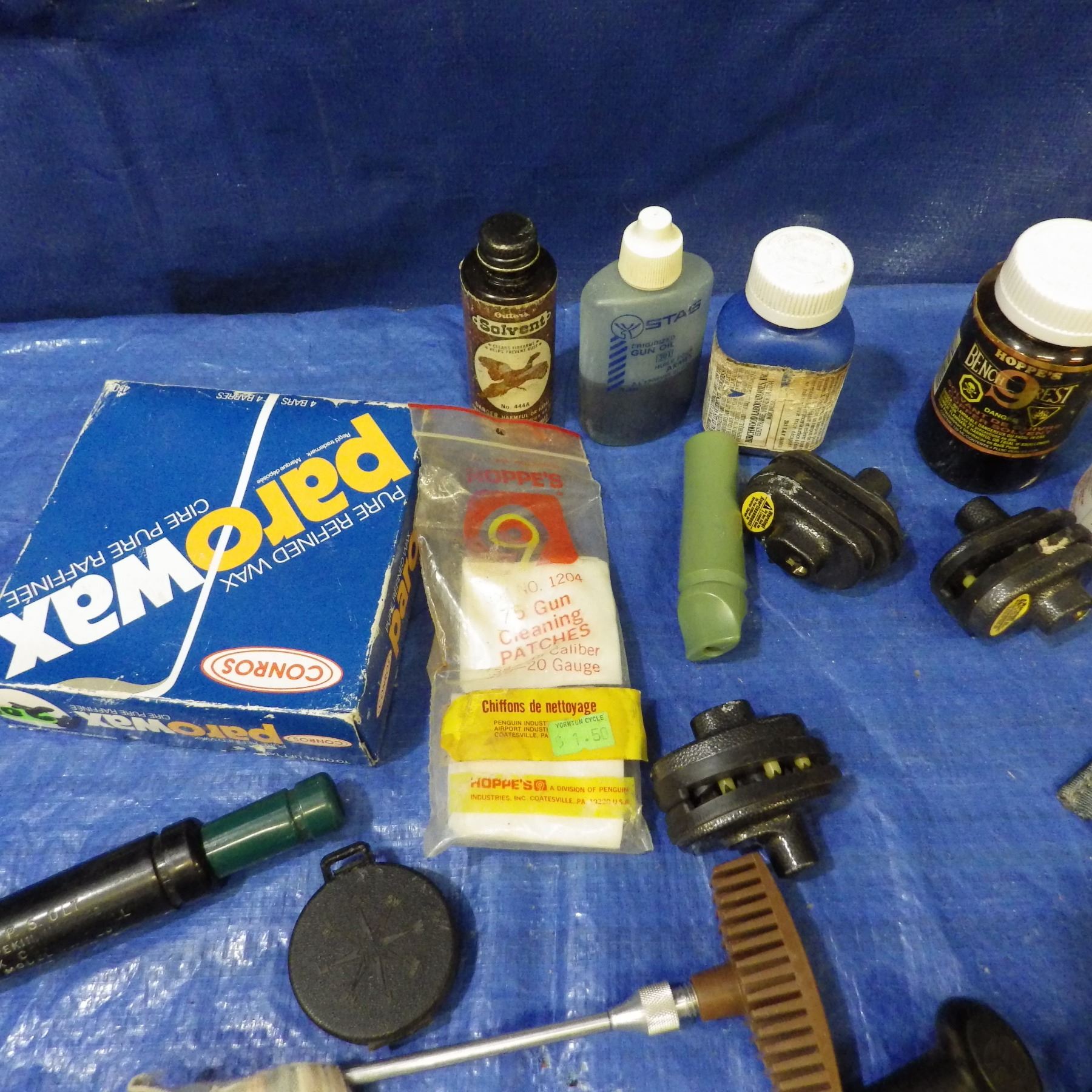 Assorted gun paraphernalia