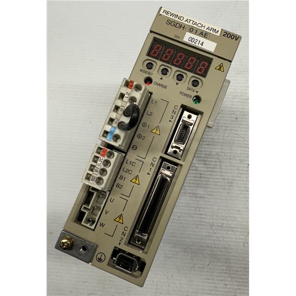 Yaskawa #SGDH-01AE Servopack