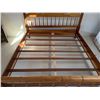 Image 25 : Wooden 4-Poster Colonial Bed w/ Carved Posts & Mattress 78" x 87"