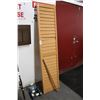 Image 1 : Light Oak Bifold Doors - Pair