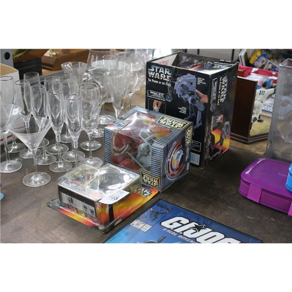 3-Star Wars Figurine/Battleship - 3  X $