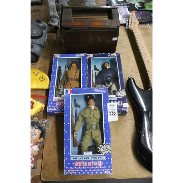 Soldiers of the World Figurines 3, Antique Roller Cabinet