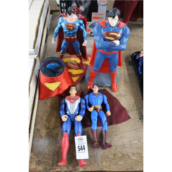 Superman Figurines 4, Caped Glass