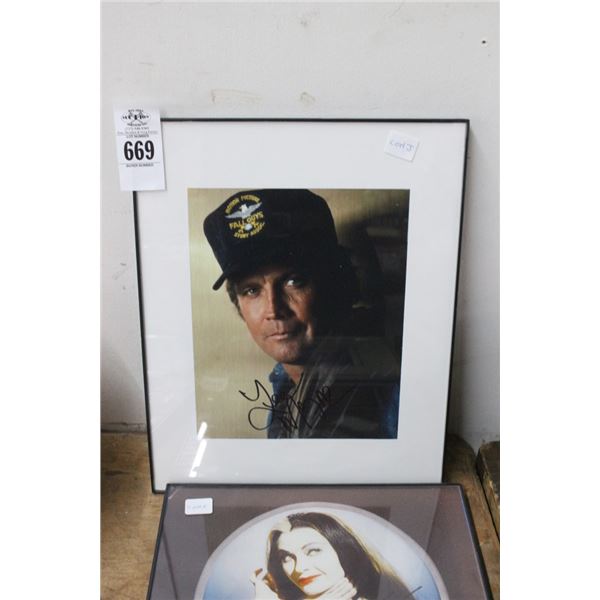 Lee Majors Fall Guy Autographed Photo w/COA